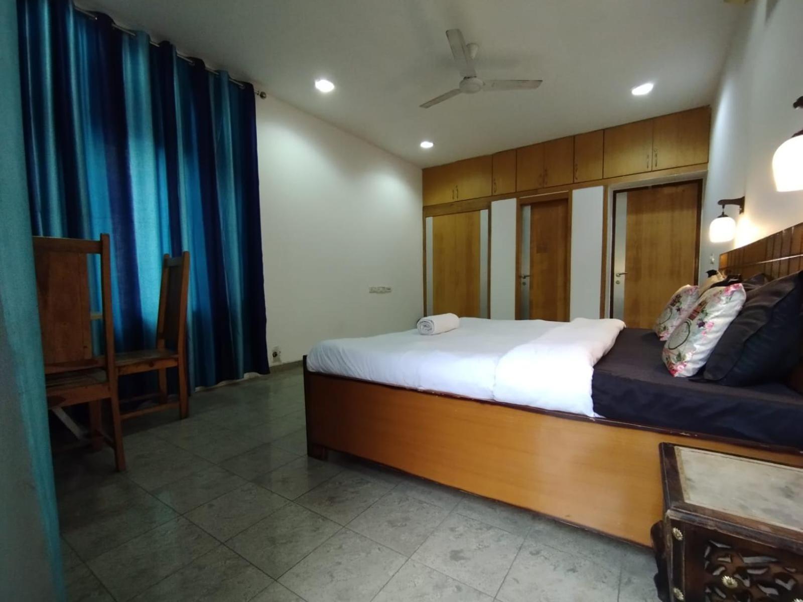 A Sleepy Fox Hostel นิวเดลี ภายนอก รูปภาพ